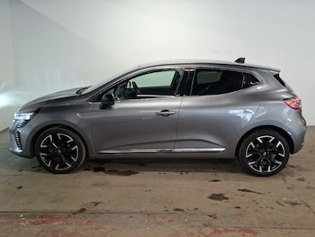 Used Renault Clio 2025 for sale - 79180377: Photo