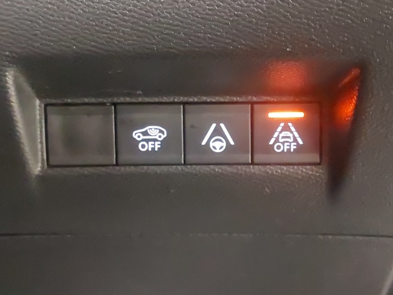 Used Peugeot 2008 2022 for sale - 76054571: Photo 12