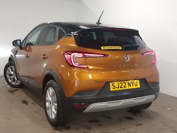 Used Renault Captur 2022 for sale - 79615261: Photo