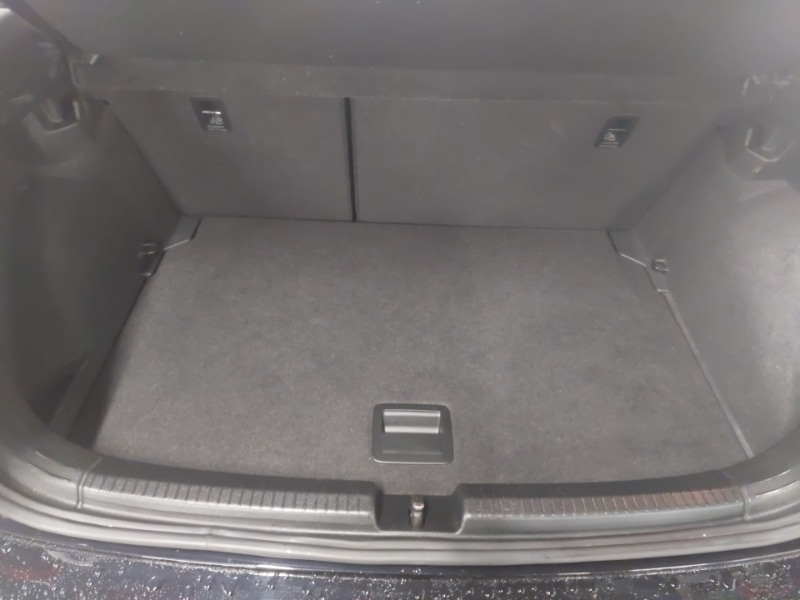 Used Volkswagen Polo 2023 for sale - 77777118: Photo 8