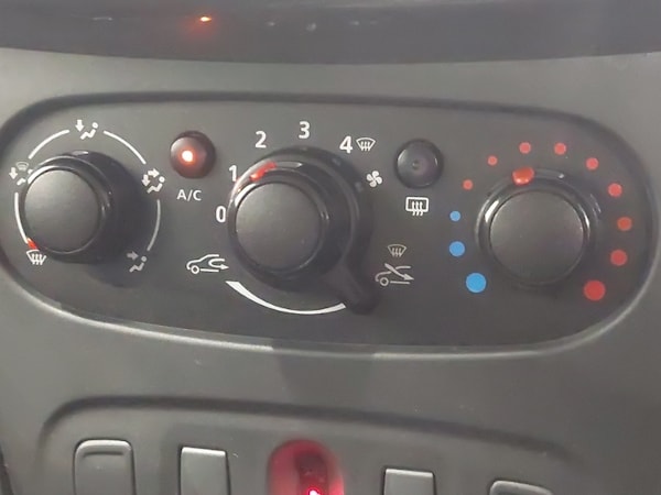 Used Dacia Sandero Stepway 2019 for sale - 76258308: Photo 14