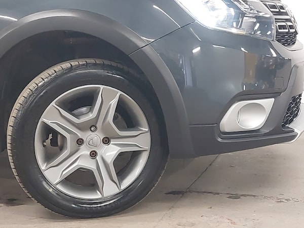Used Dacia Sandero Stepway 2019 for sale - 76258308: Photo 9