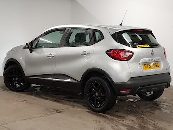 Used Renault Captur 2017 for sale - 77908058: Photo