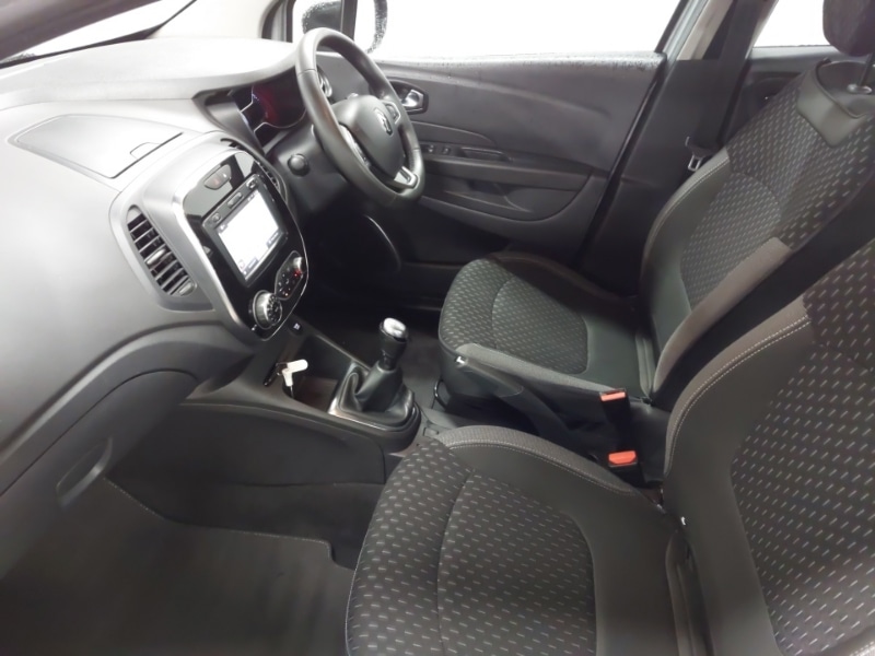 Used Renault Captur 2017 for sale - 77908058: Photo 5