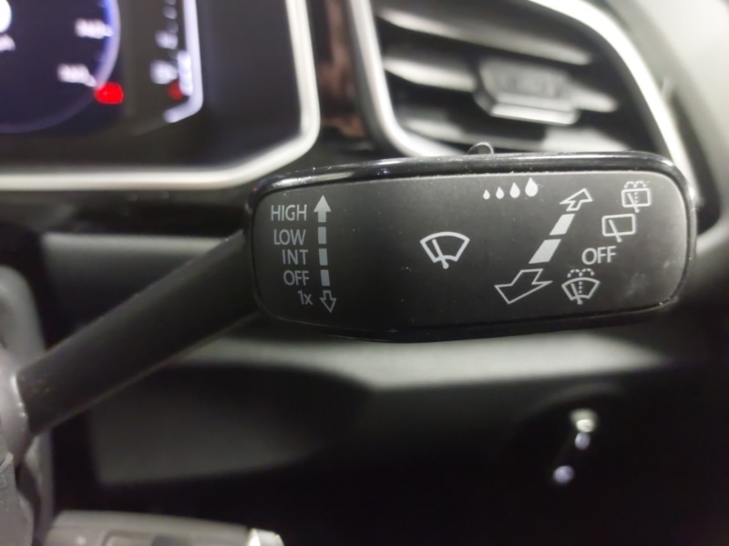 Used Volkswagen T-Roc 2023 for sale - 77472154: Photo 13