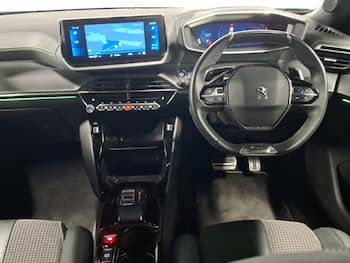 Used Peugeot 2008 2023 for sale - 79737088: Photo