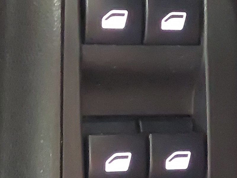 Used Vauxhall Crossland X 2018 for sale - 78146894: Photo 16