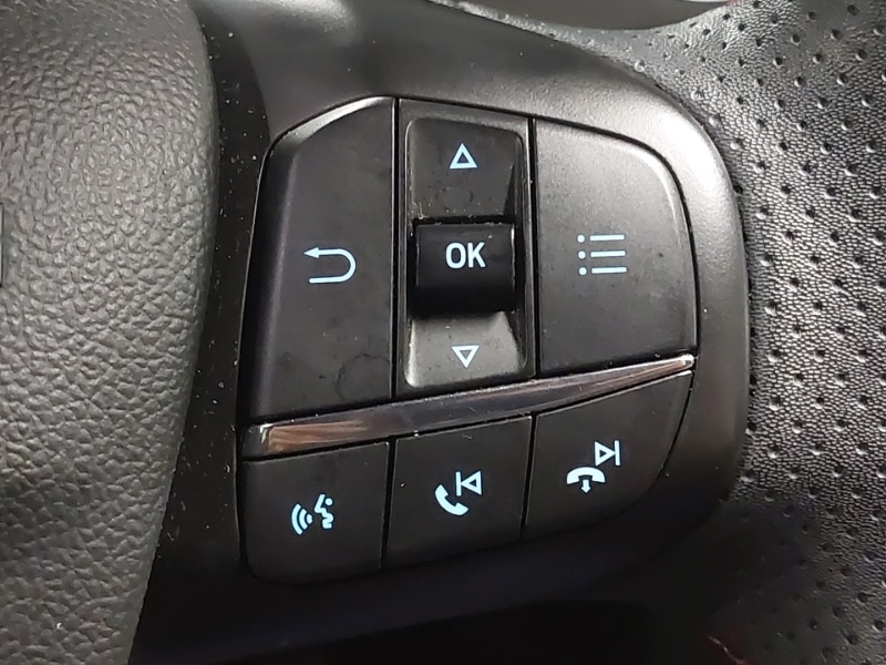 Used Ford Focus 2022 for sale - 76221380: Photo 14