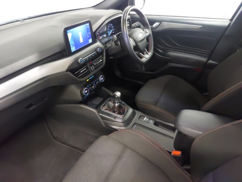 Used Ford Focus 2022 for sale - 76221380: Photo 5