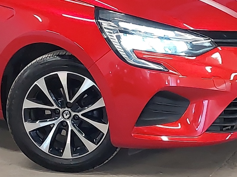 Used Renault Clio 2023 for sale - 76970217: Photo 9