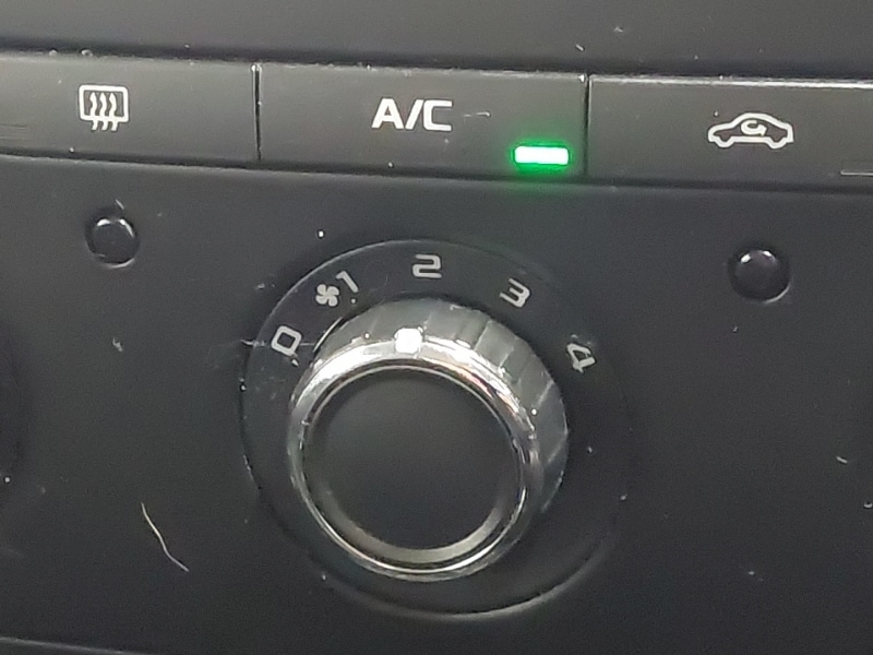 Used Skoda Yeti 2015 for sale - 76964119: Photo 12