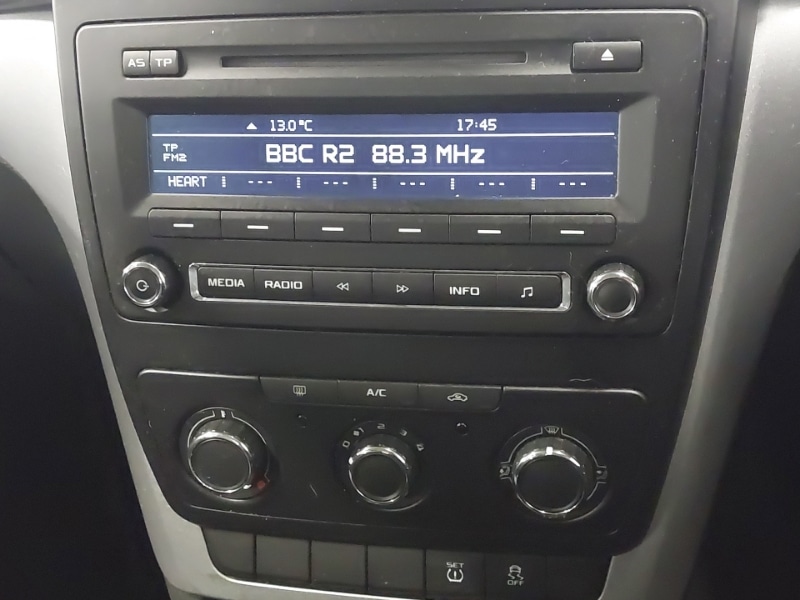 Used Skoda Yeti 2015 for sale - 76964119: Photo 7