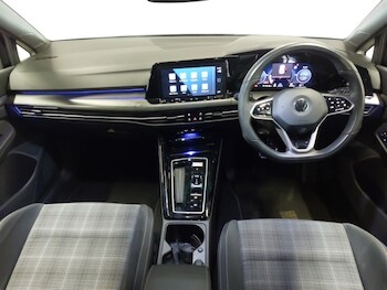 Used Volkswagen Golf 2023 for sale - 78411131: Photo