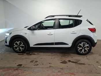 Used Dacia Sandero Stepway 2023 for sale - 79180383: Photo