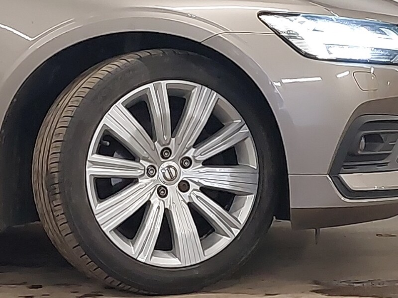 Used Volvo V60 2020 for sale - 77847225: Photo 9