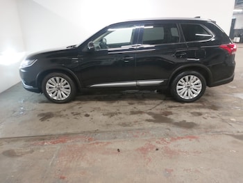Used Mitsubishi Outlander 2020 for sale - 76975095: Photo
