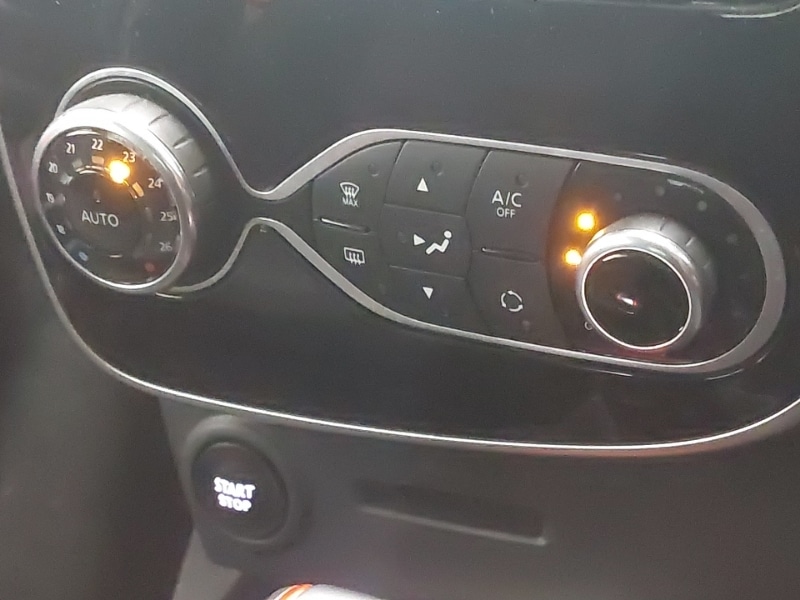 Used Renault Clio 2016 for sale - 77632768: Photo 14