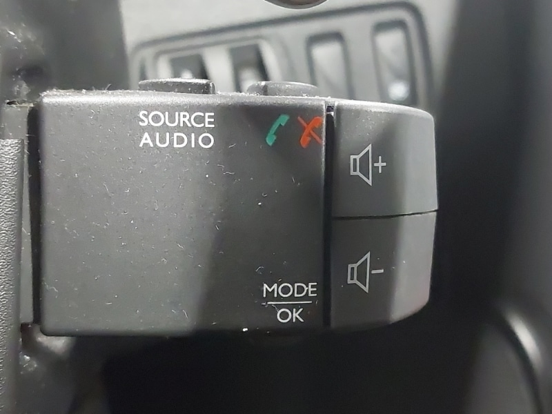 Used Renault Clio 2016 for sale - 77632768: Photo 16