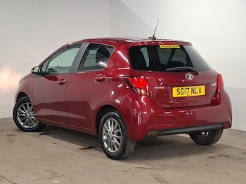 Used Toyota Yaris 2017 for sale - 79461191: Photo