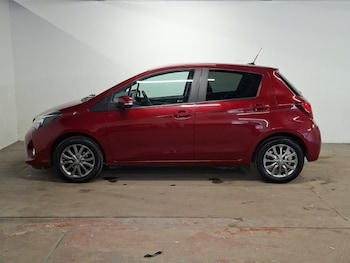 Used Toyota Yaris 2017 for sale - 79461191: Photo