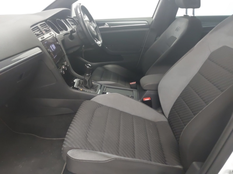 Used Volkswagen Golf 2019 for sale - 77324940: Photo 5