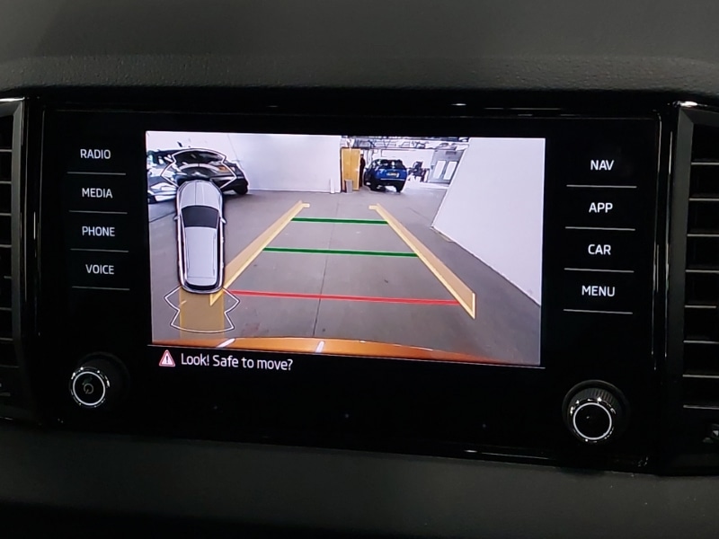 Used Skoda Karoq 2024 for sale - 76879895: Photo 10