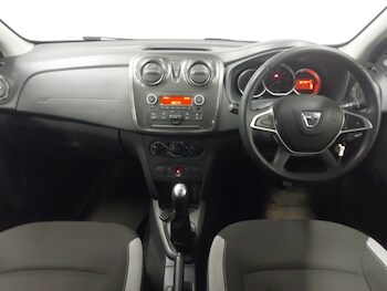 Used Dacia Sandero Stepway 2017 for sale - 77424326: Photo