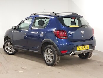 Used Dacia Sandero Stepway 2017 for sale - 77424326: Photo