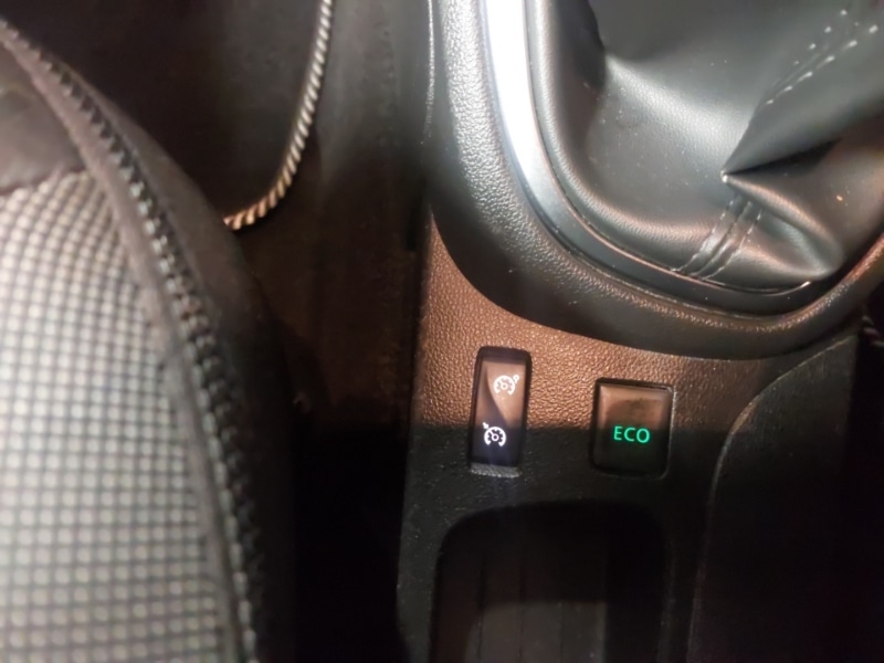 Used Renault Captur 2017 for sale - 77433806: Photo 17