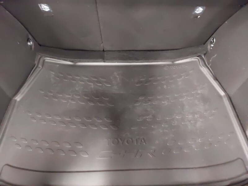 Used Toyota C-HR 2022 for sale - 77908060: Photo 8