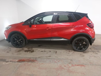 Used Renault Captur 2017 for sale - 79100999: Photo