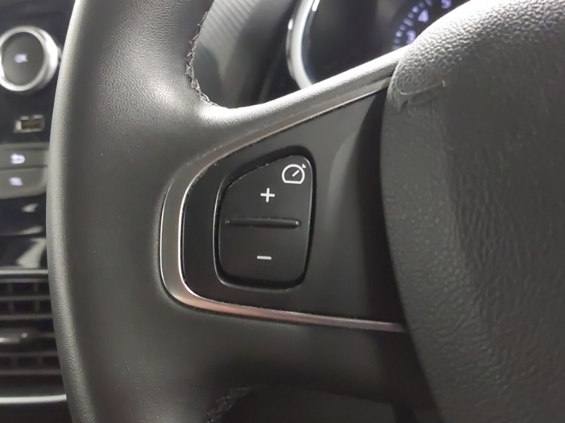 Used Renault Clio 2018 for sale - 77251693: Photo 15