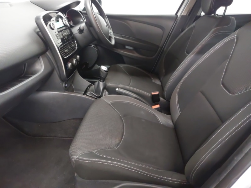 Used Renault Clio 2018 for sale - 77251693: Photo 5