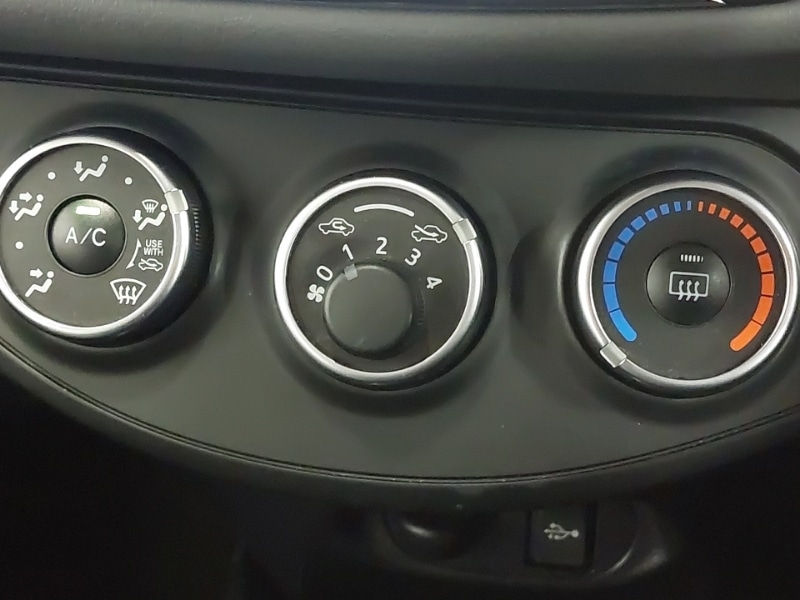 Used Toyota Yaris 2019 for sale - 76726345: Photo 19