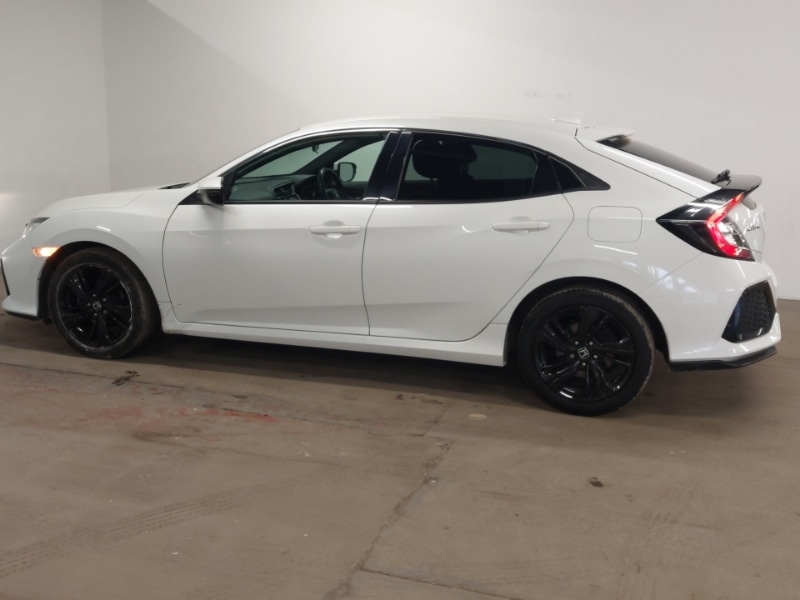 Used Honda Civic 2019 for sale - 78093980: Photo 4