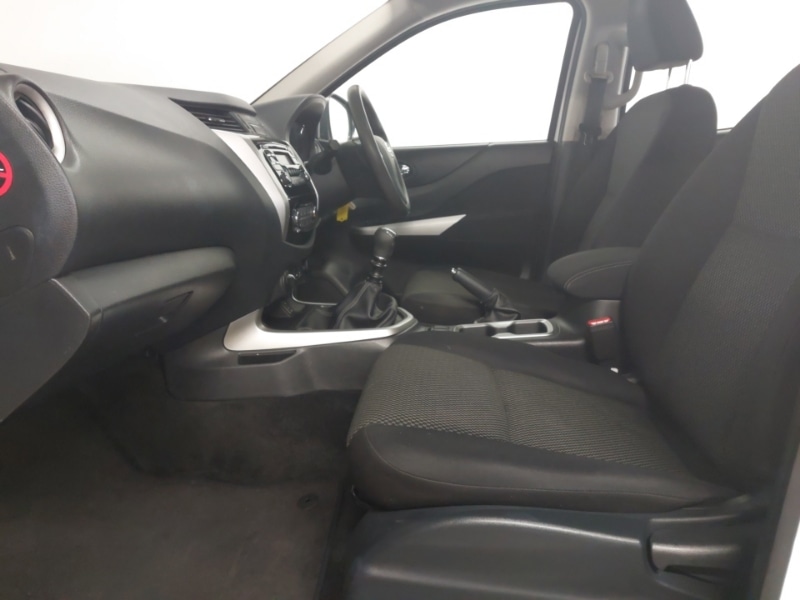 Used Nissan Navara 2021 for sale - 76354468: Photo 5