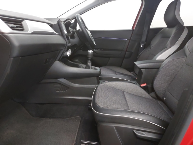 Used Renault Captur 2022 for sale - 76860556: Photo 5