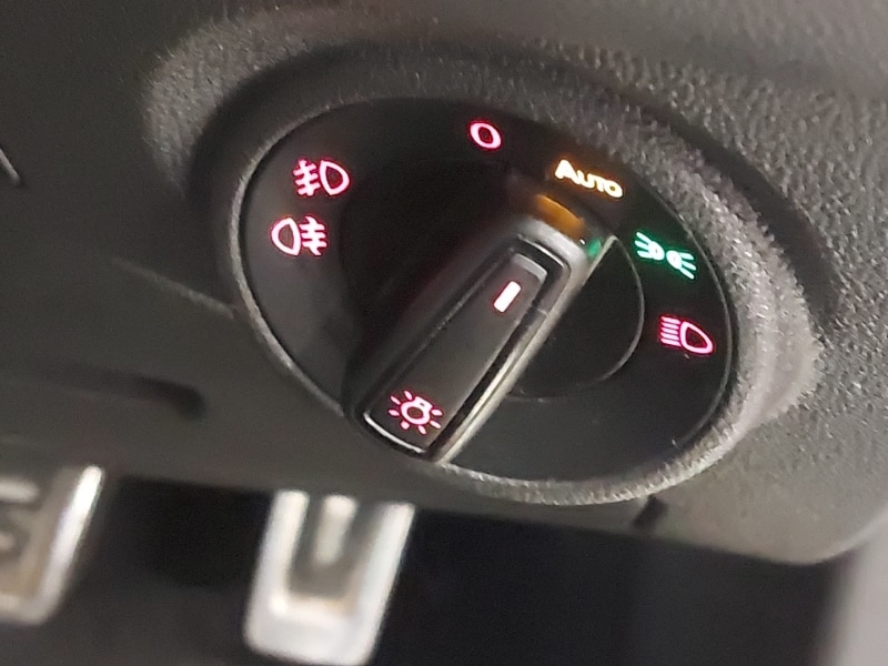 Used SEAT Leon 2019 for sale - 76579401: Photo 12