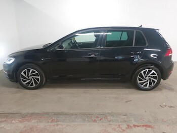 Used Volkswagen Golf 2019 for sale - 78460629: Photo