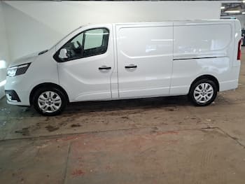 Used Renault Trafic 2023 for sale - 79857836: Photo