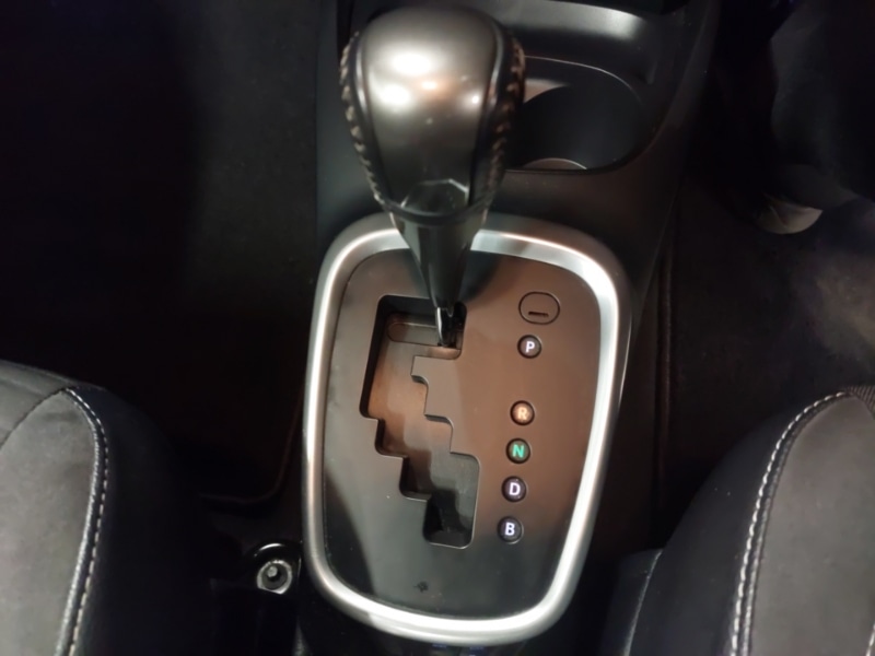 Used Toyota Yaris 2015 for sale - 76800238: Photo 13