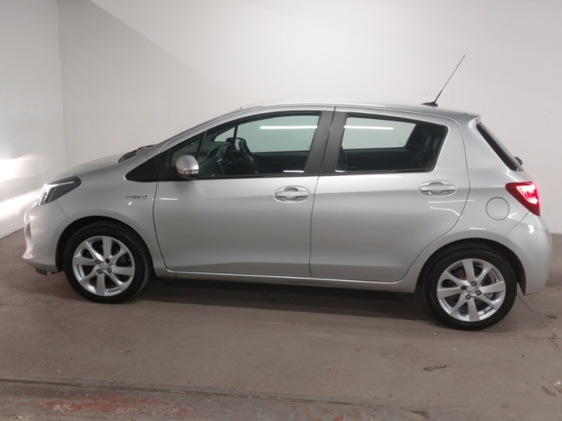 Used Toyota Yaris 2015 for sale - 76800238: Photo 4