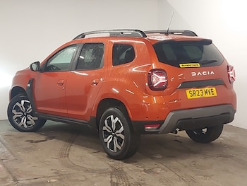 Used Dacia Duster 2023 for sale - 77630366: Photo
