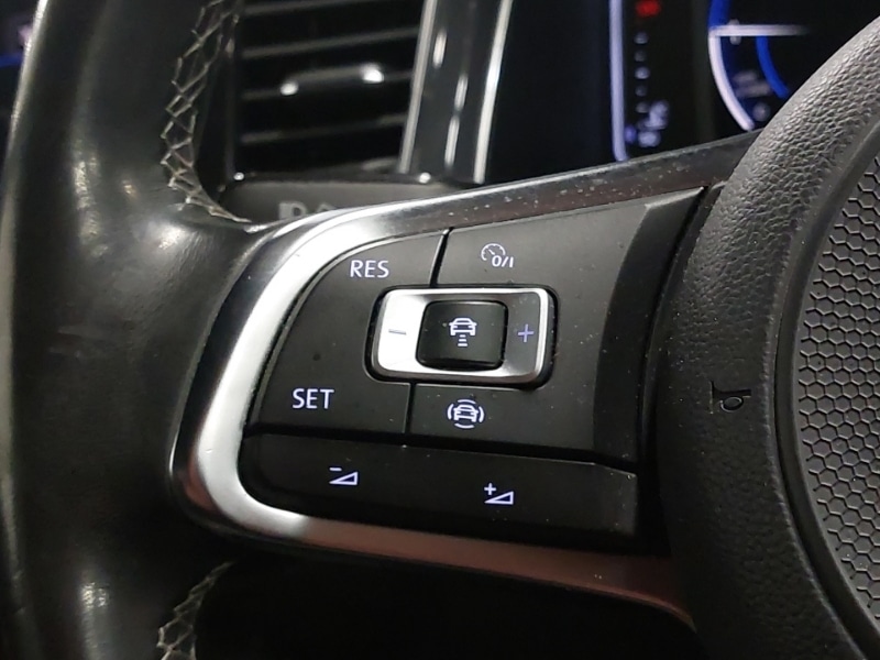 Used Volkswagen T-Roc 2019 for sale - 77189647: Photo 14