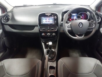 Used Renault Clio 2018 for sale - 78546333: Photo