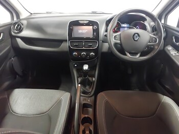 Used Renault Clio 2018 for sale - 78848932: Photo