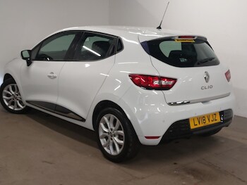 Used Renault Clio 2018 for sale - 78848932: Photo