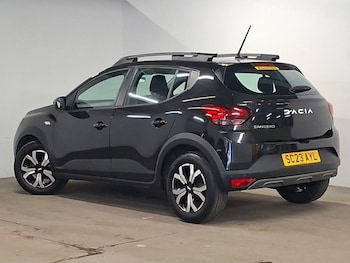 Used Dacia Sandero Stepway 2023 for sale - 79373056: Photo