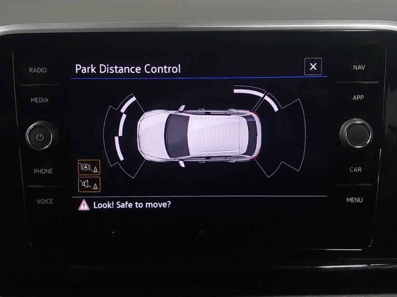 Used Volkswagen T-Roc 2023 for sale - 76628909: Photo 10