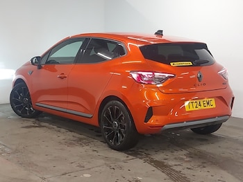 Used Renault Clio 2024 for sale - 78803753: Photo